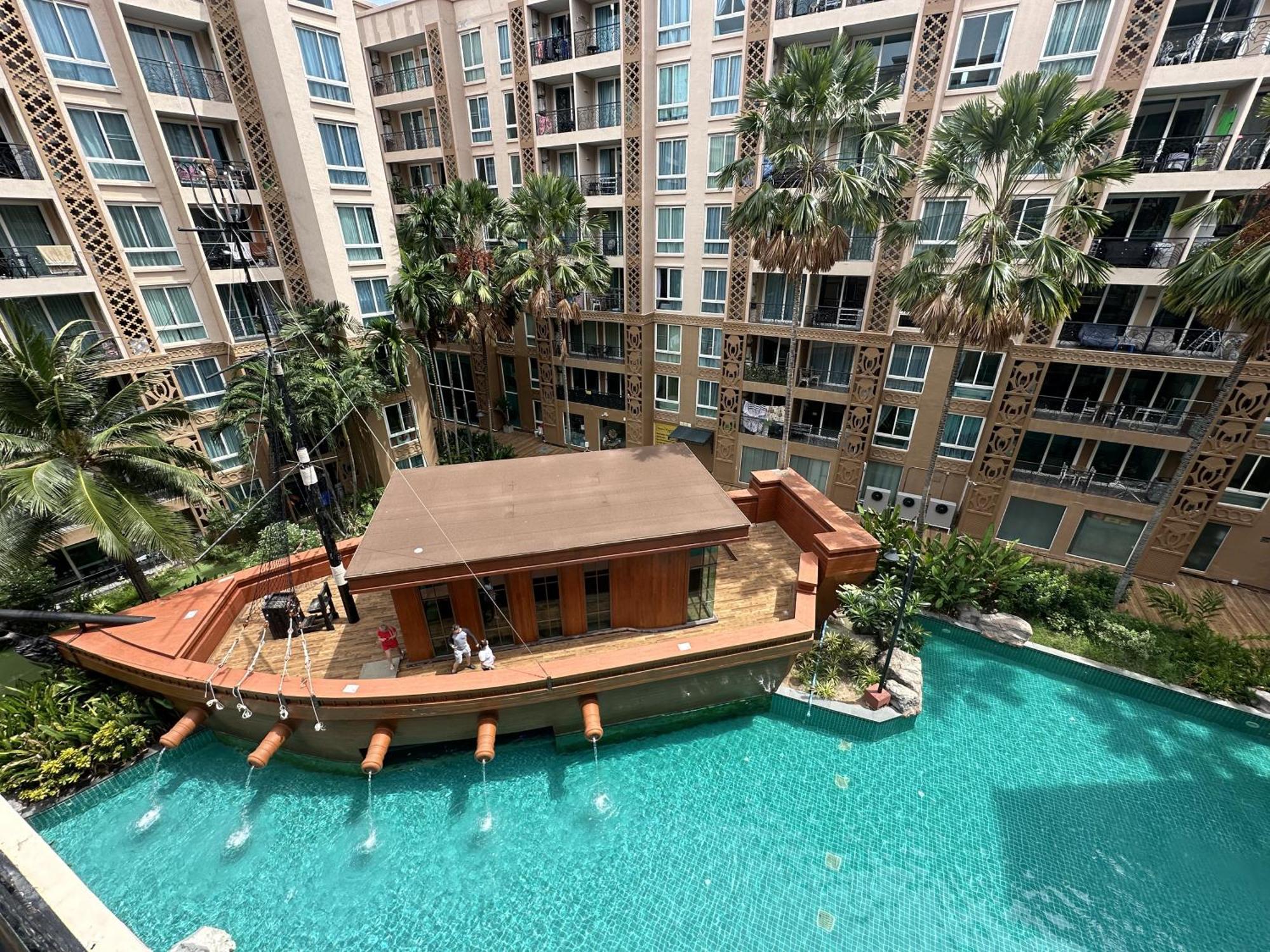 Atlantis Condo Resort Jomtien Beach Εξωτερικό φωτογραφία